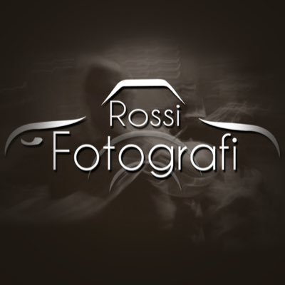 Siamo a Reggio in via Emilia San Pietro 13. Realizziamo servizi per matrimoni ed eventi, stampe, book fotografici, fototessere ecc. Tel. 0522 1482980