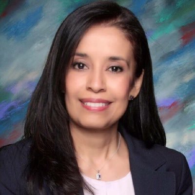 Profile Picture of Mariana  Lara Lennon (@MlaraleLara) on Twitter