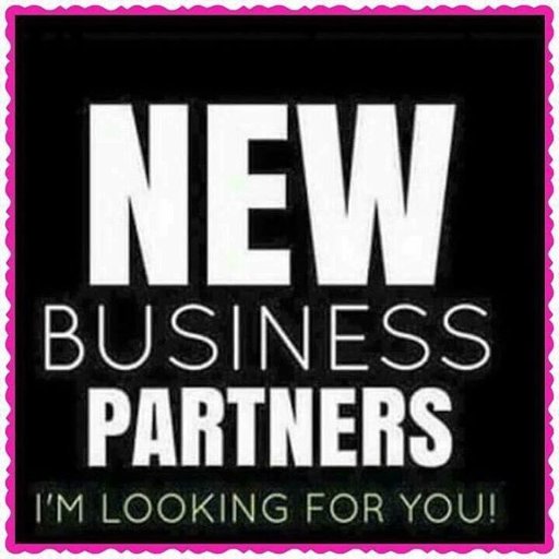 Hello tweeters! I love helping others learn to earn income online. Looking for all like minded people who want to live a freedom lifiestyle. Partners wanted!