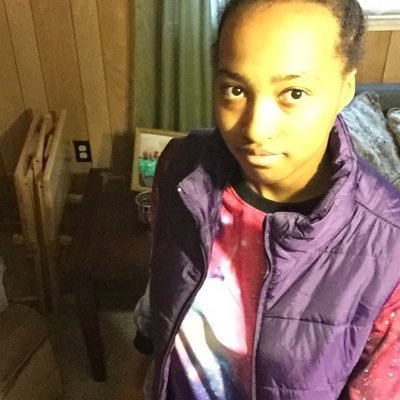 deedlebop41's profile picture. The girl with the bun.