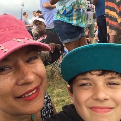 AlisonAross's profile picture. Seeker of enlightenment and happiness