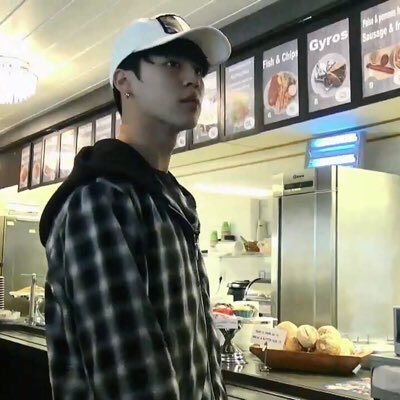 Jimin_Agd's profile picture. ﹄ Quand je déclare ma flamme y'a le diable qui s'emmêle ﹃ [Humain] Hyuna ma femme