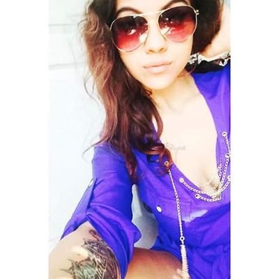 amor rosa❤
good vibes. good dick. loyal dick.
get money. be happy. fuck everyone