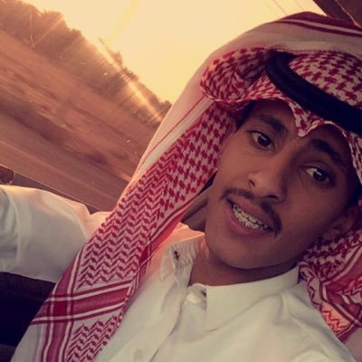 لا تحزن على مافات، واستبشر بما هو آت! عطاء الله رحمة، ومنعه حكمة، فكن مع الله يكن معك في كل شيء، و يحفظك أينما وكيفما كنت!»