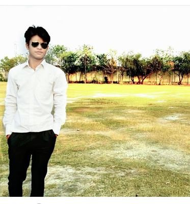 WaleedAziz7275's profile picture. Photoholic