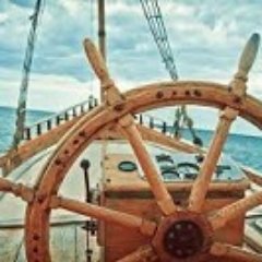 EDEP,ADAP,USUL
YERLE, GÖK / GEÇMİŞ İLE GELECEK ARASINDA BİR YERLERDEYİM