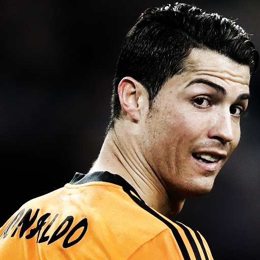 Hét Nederlandse fan-account van Cristiano Ronaldo dos Santos Aveiro. Altijd up-to-date! Met feitjes, exclusieve foto's, interviews en meer.