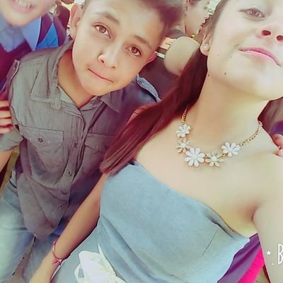 AlondraEnriquz's profile picture. Moda