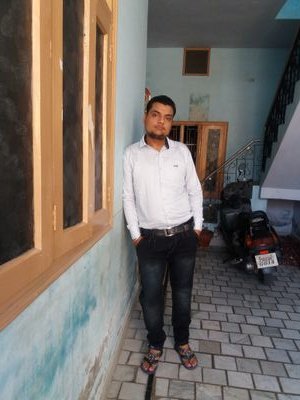 bKt96DVYpMCdhLi's profile picture. 