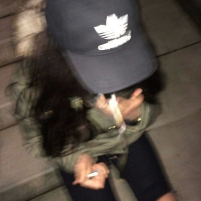 GossipYale's profile picture. Je sais tout et je ne priverais pas.