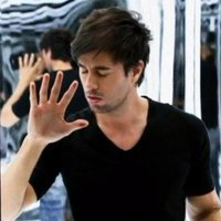 Mehdi Mehdivikia (@mahditranslator) Twitter profile photo