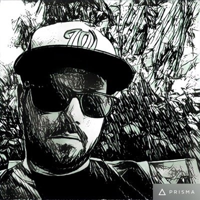 GimmeMyJetpack's profile picture. I collect things. #CollectItForward. 👨‍👩‍👧‍👧🎞️🏒⚽️🎵