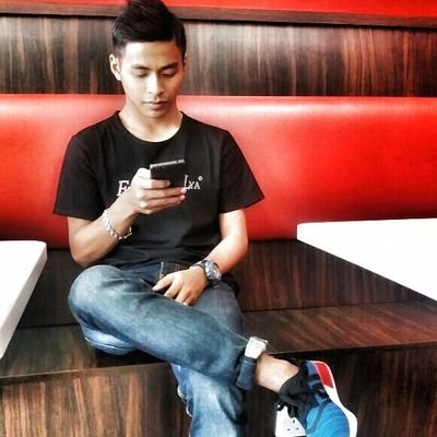 mOhamAd NashRah
19tAhon
sEgaMat , jOhoR 
AdtEc shAh alAm