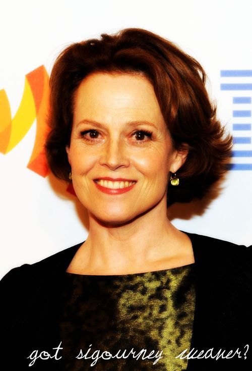 This is not Sigourney Weaver. This is simply for fans dedicated to Sigourney. ♥