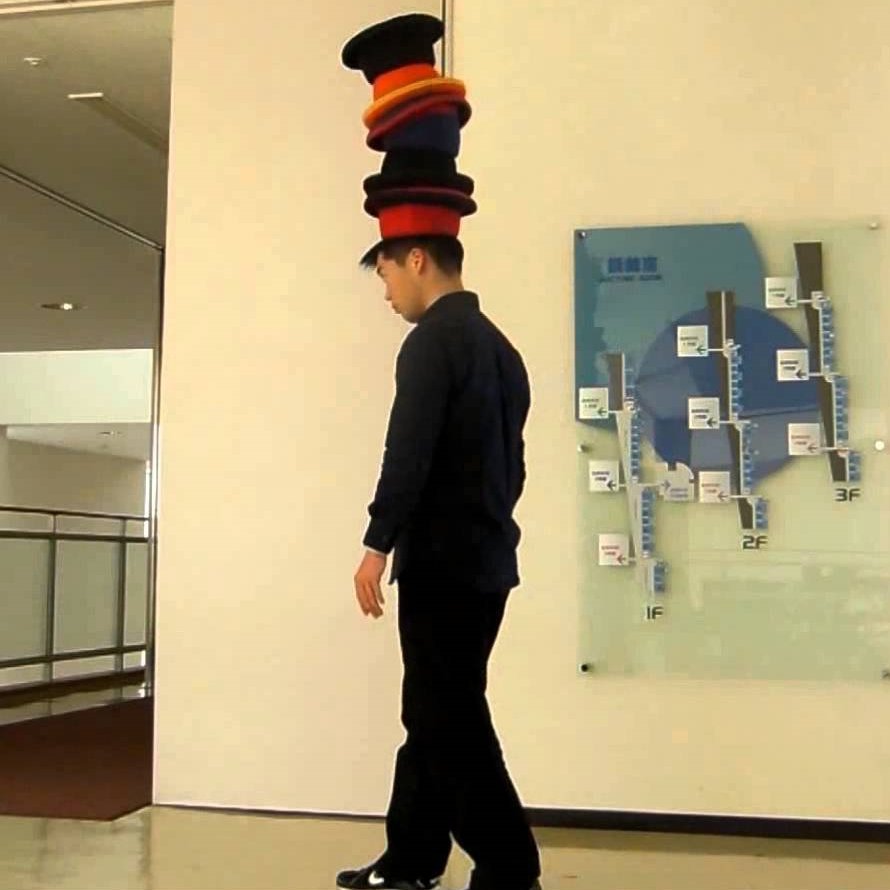 Yoshikiri1213's profile picture. 福井の子育てジャグラー（ハット／ボール）／育児7年目／JMC卒／還暦5ボールを目指す