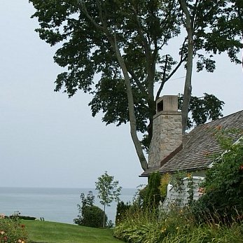 Unique info & perspective from a big fan, visitor, and explorer of Niagara on the Lake. My posts are independent and not influenced by any local ties.