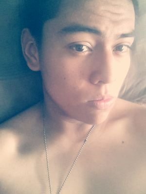 Un chico común y corriente con una vida corriente en un mundo corriente :)
