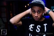 DJ/Producer / Deep House/ DnB / Music Lover/ Skaterboarder // SoundCloud: https://t.co/w4OhyGTixr // Booking: bookings@shuttermpro.com