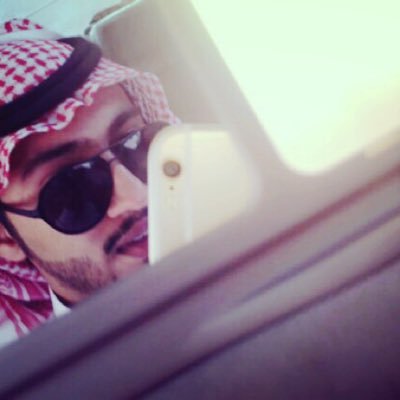 }{جربنا كثيرًا حتى آقتنعنا ... أنّ الإستمرار في العتب تعب وان التجاهل صدقة جارية لمن لا يفقه كثيراً بالنقاش ...