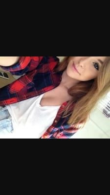 valeriemariposa's profile picture. Soy coder de ❤