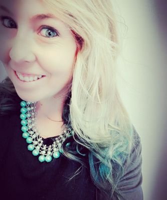 caitieceebee's profile picture. **Ocean Obsessed**Soul Surfer*Jelly Bean Junky**Mermaid** #JustBreathe