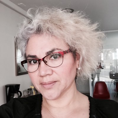 SoniaArroyoB's profile picture. Corredora de Propiedades en Berríos Zegers Propiedades / Comunicadora Multimedia. Especialidad Internet & Nuevas Tecnologías / mamá de 2 / .... xD