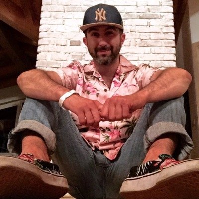 albiscotti's profile picture. Editor,web contents director x DJ Mag Italia. Dj/speaker x Casa Bertallot. Ora anche cantante (se finisco i pezzi)