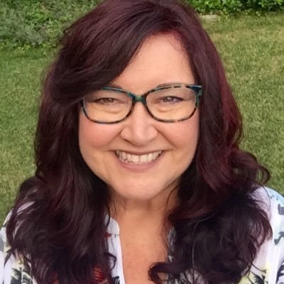 Sassy shorty, fun loving christian wife and mom who loves acting and puppetry.