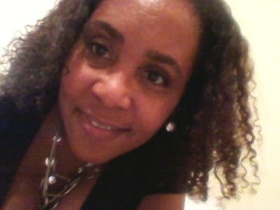 chrystallee00's profile picture. 