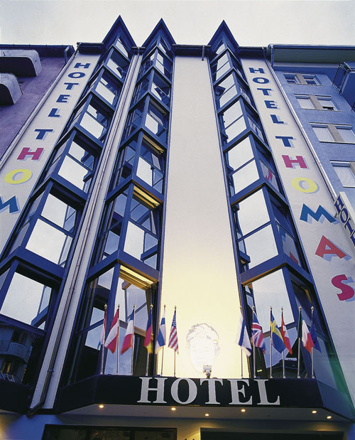Thomas Hotel Profile