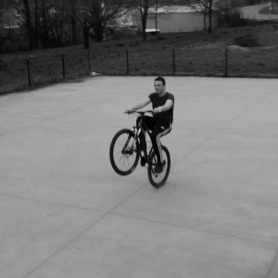 VictorCharo22's profile picture. 