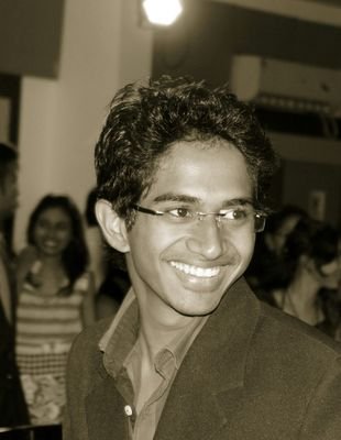 ShubhamKhd's profile picture. a student!!