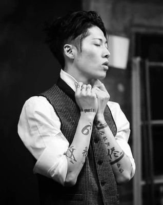 Miyavi_NH's profile picture. je débarque dans vos coeurs.