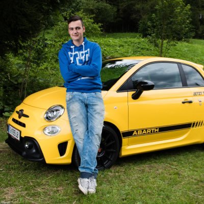 just a typical car guy. And loves american cars. Presenter bei Auto Magazin Österreich