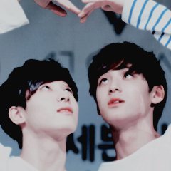 pclissandre's profile picture. smile.