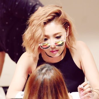 Hwasa_ae's profile picture. No Time...✨