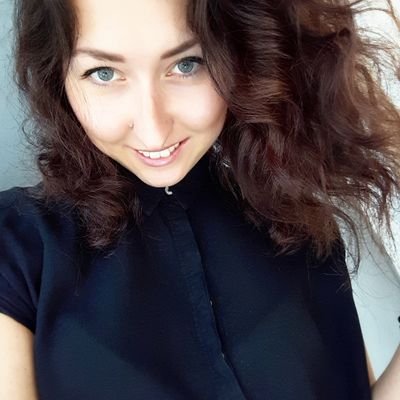 VickiMikki_S's profile picture. Я из очень интеллигентной рабоче-крестьянской семьи. Одновременно пользуюсь словами «отнюдь» и «на*уй».