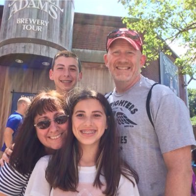 Tubes120's profile picture. 