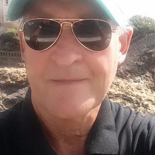 Yemanjauno's profile picture. Me gustan los deportes al aire libre.Sobre todo el mar.Navegar, nadar, ultraligero, tenis, padel, golf, correr etc .....