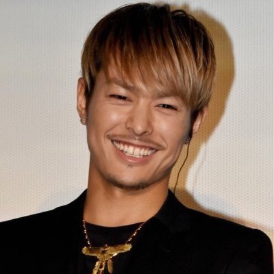 三代目https://t.co/2q3MWYw4ACです(⌒▽⌒) EXO・BIGBANG,などK-POPも好きでーす(^-^)/ どんどんフォローしちゃって（＾◇＾）