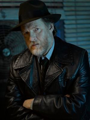 Everybody's favourite homicide dick. Partnered with @Det_GordonGCPD. Going back go normal with my wife @AreYouIrish. || 21+|MC|SV|#GothamsFinestRPG