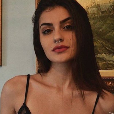 aurorarpgiaw's profile picture. chi vive nella speranza, muore a stento.