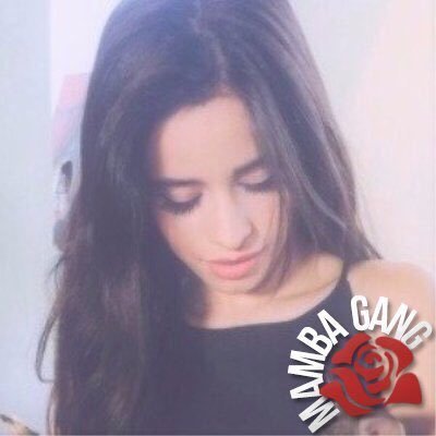 queencregui's profile picture. '' let the moon and the sun kiss'' ♡