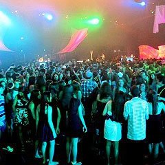 fiestasdestgo's profile picture. Información sobre Fiestas Nocturnas que se realizan en Santiago de Chile / ARCHIVO: Fiestas de Mayo 2011 a Diciembre 2017: https://t.co/1y2J5Dcaax