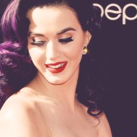 Purrrrrfection!(@KatyPopword) 's Twitter Profile Photo