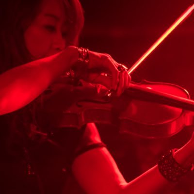 C__on__C's profile picture. オールラウンド・ヴァイオリニスト「クラッシャー木村」さんコミュニティーアカウントです♪「Crush on Crusher」Facebookページの更新お知らせやライブツイートなどなど☆ Instagramにはとっておき写真なども。