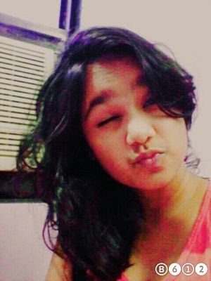 Hello frndz.....❤
Zayn Malik ❤
Photoholic ❤
Chocolate lover ❤
Sports ❤
1D
