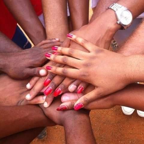 This is the official account of the Rotaract club Yaounde Etoile. We gather young people aged 18 to 30 who want to solve the problems of the community.