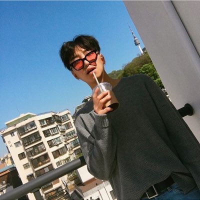 hyungwoonh's profile picture. moi quand jss en dm limit