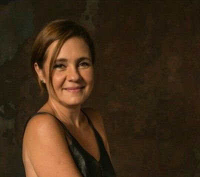 Fan site dedicado a la actriz brasileña, talentosa y con gran trayectoria • Primer fan club de Adriana Esteves en México! ;) ¡BIENVENIDOS!
